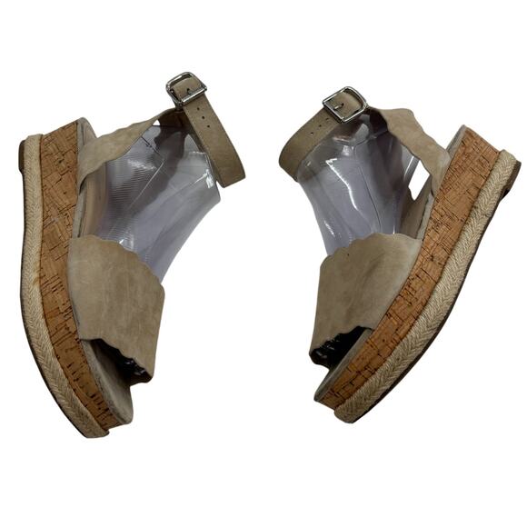 Marc Fisher Faitful Tan Suede Platform Scalloped Wedge Sandals - Picture 5 of 10